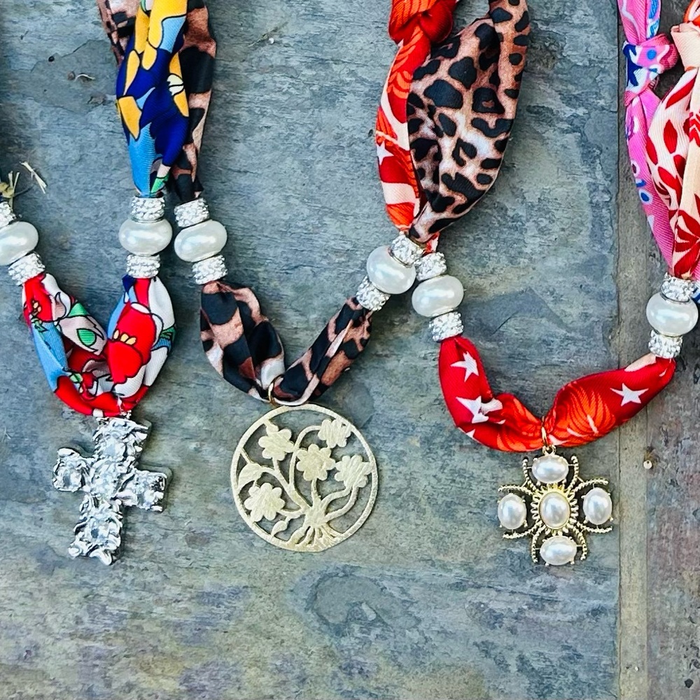 Hand Crafted Colorful Silk Necklace Set